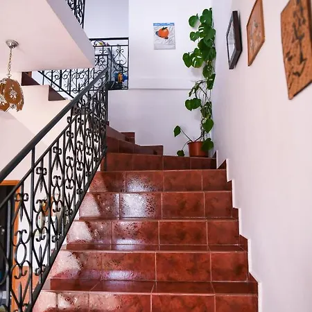 Guest House Luli Берат Экстерьер фото