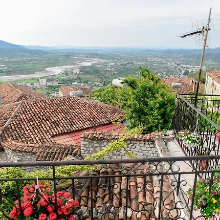 Guest House Luli Берат Экстерьер фото